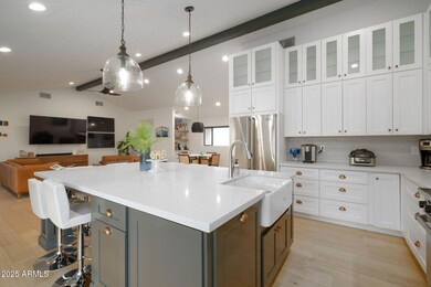 3413 N 45th St, Phoenix, AZ 85018 - photo 7