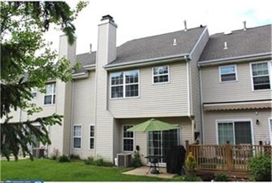 3403 Carriage Ct, North Wales, PA 19454 - photo 2