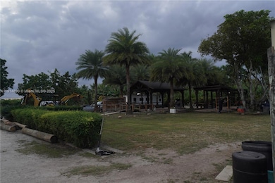 15375 SW 209th Ave, Miami, FL 33187 - photo 5