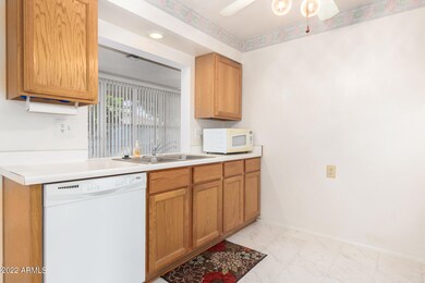 13854 N Newcastle Dr, Sun City, AZ 85351 - photo 6