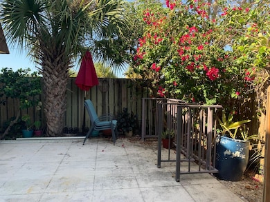 2811 28th Ct, Jupiter, FL 33477 - photo 2