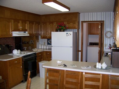 607 Petty Branch Rd, Prospect, TN 38477 - photo 6