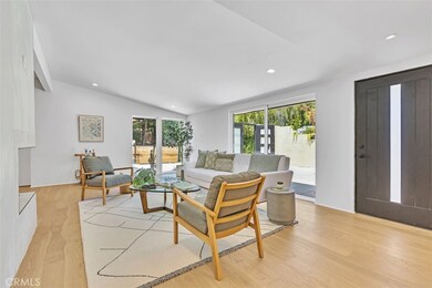 4812 Peonia Rd, Woodland Hills, CA 91364 - photo 6