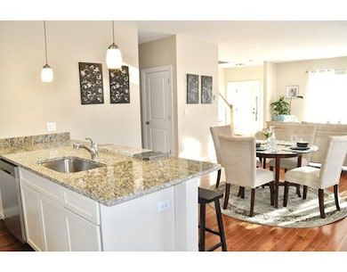 637 Gifford St unit 8B, Falmouth, MA 02540 - photo 5