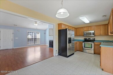 1302 Davis St, Jacksonville, NC 28540 - photo 7