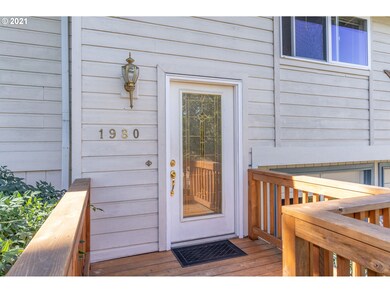 1980 16th St, West Linn, OR 97068 - photo 3