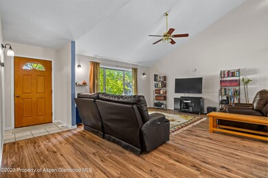 07-295 Buckthorn Rd-7