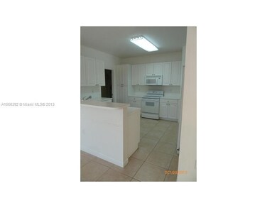 6663 NW 107th Place, Doral, FL 33178 - photo 6