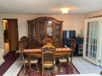 1480 Alpine Dr, Columbus, OH 43229 - photo 3