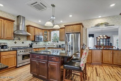 208 2nd St, Milford, PA 18337 - photo 3