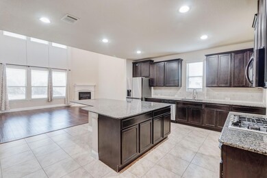 5909 Begonia Dr, Rowlett, TX 75089 - photo 5