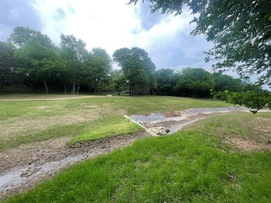 42103 Crooked Stick Dr, Whitney, TX 76692 - photo 2