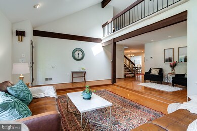 5933 Veranda Dr, Springfield, VA 22152 - photo 5