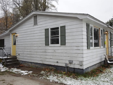 87 Spring St, Swanton, VT 05488 - photo 5