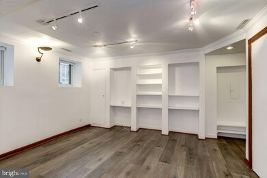 2370 Champlain St NW unit 10, Washington, DC 20009 - photo 6