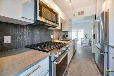 2092 N Via Miraleste, Palm Springs, CA 92262 - photo 7