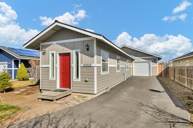 61258 Blakely Rd, Bend, OR 97702 - photo 3