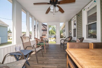 4-web-or-mls-146SpringRd-4