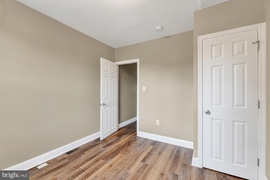 9 S Culver St, Baltimore, MD 21229 - photo 2