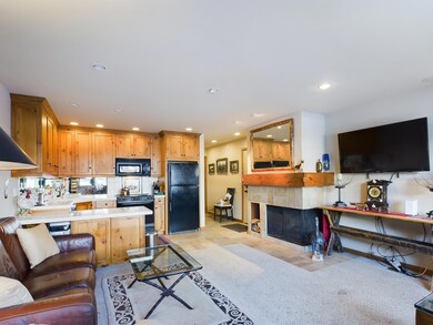 125 Picabo St F7