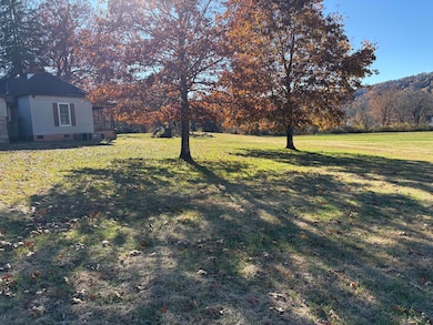 1103 Evans St, Summersville, WV 26651 - photo 7