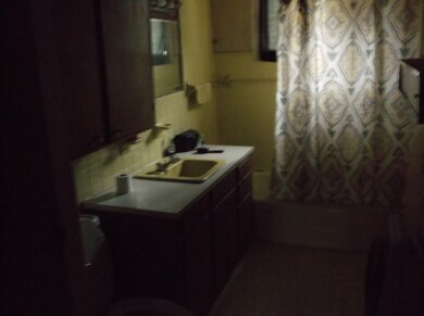 2056 McComb Holmesville Rd, McComb, MS 39648 - photo 7