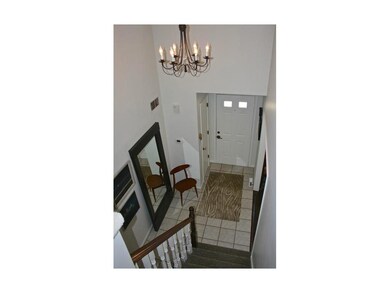 Wonderful 2 Story Entry