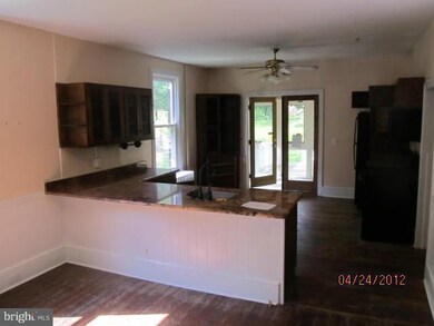 3601C S Mountain Rd, Knoxville, MD 21758 - photo 2