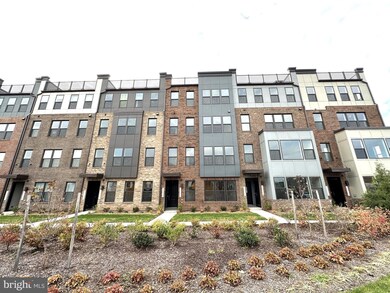 43736 Transit Square unit 171, Ashburn, VA 20147 - photo 2