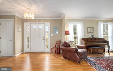 4380 Capital Dr, Sykesville, MD 21784 - photo 4