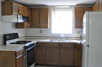 range and refrigerator