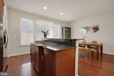 2525 S Kenmore Ct, Arlington, VA 22206 - photo 3