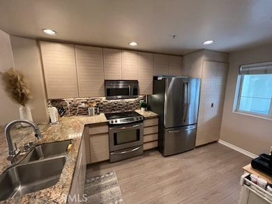 The Metropolitan unit 207, Irvine, CA 92612 - photo 7