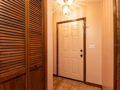 FOYER ENTRY WAY