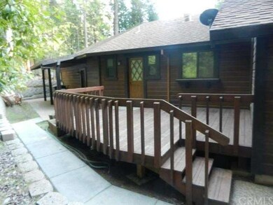 Back deck with extra covered area off back of gara