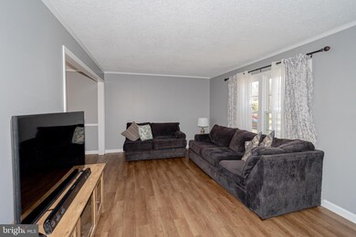 8200 Joshua Ct, Laurel, MD 20708 - photo 6