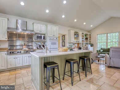 8706 Leetown Rd, Kearneysville, WV 25430 - photo 7