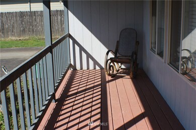 3102 Pershing Way, Longview, WA 98632 - photo 3