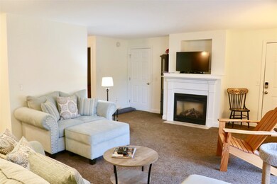 4 Deer St unit 5, Tilton, NH 03276 - photo 3