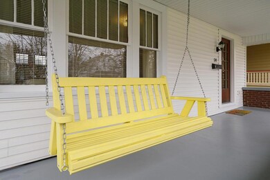 58 E Como porch