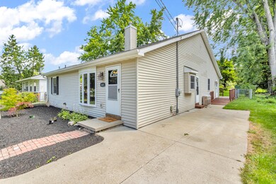 6021 Daft St, Lansing, MI 48911 - photo 7