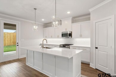 7069 Hillside Ave, Tyler, TX 75707 - photo 4