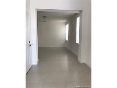 10433 NW 70th Ln, Doral, FL 33178 - photo 6