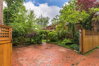 108 Auburn St, Cambridge, MA 02139 - photo 2