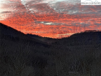 301 Crossmor Dr, Todd, NC 28684 - photo 4