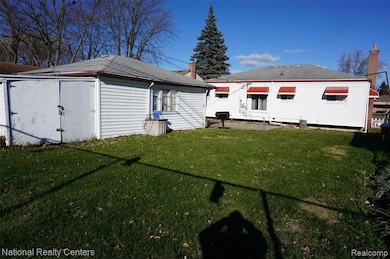 32547 Avondale St, Westland, MI 48186 - photo 5