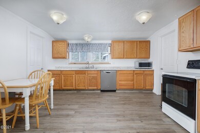 152 NW 10th St, Toledo