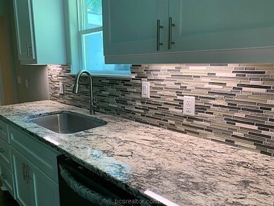 1809 Hondo Dr, College Station, TX 77840 - photo 4