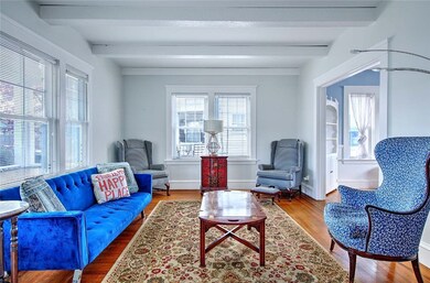 21 Chaucer St, Providence, RI 02908 - photo 3