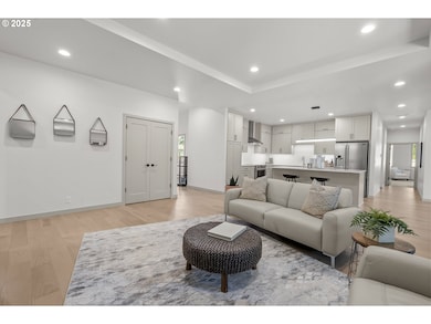 955 Oak Meadows Place, Springfield, OR 97477 - photo 5